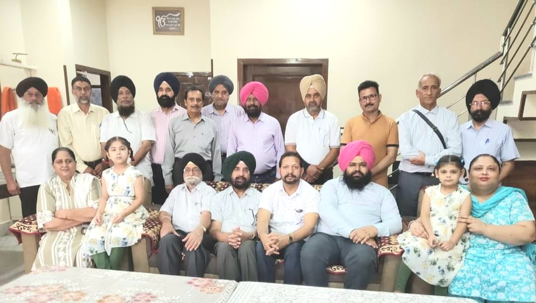 पंजाबी साहित्य सभा की बैठक प्रधान जसबीर सिंह के नेतृत्व में संपन्न हुई